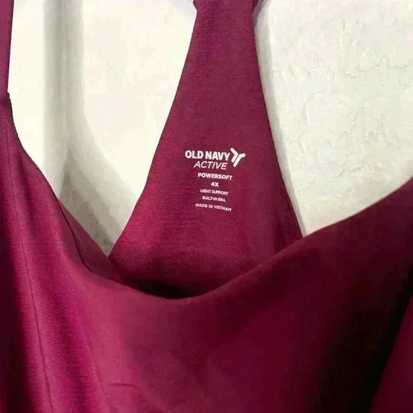 Old Navy Active Burgundy Crop Top Tank/Sports Bra NWT 4X - Picture 4 of 5